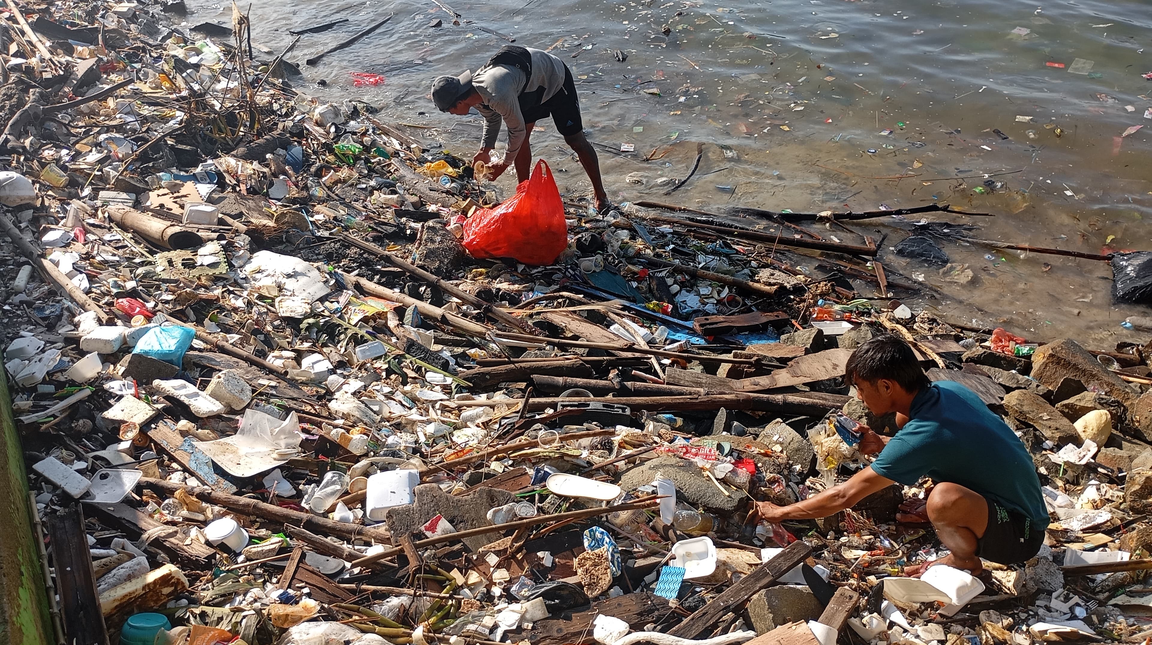 An image of Ocean Cleanup Indonesia